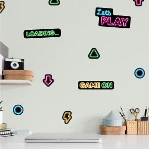 Wandsticker in Neon mit Gaming-Motiven